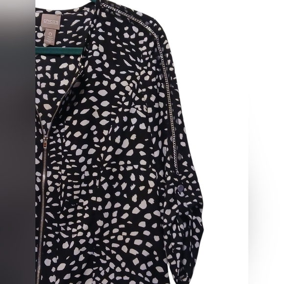 Chico's -NWOT, Black & White Zippered Jacket, Zipper Material Going Down Sleeves - Picture 7 of 10
